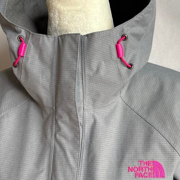 The NORTH FACE HYVENT 2.5L Hooded Zip Up Windbreaker Rain Jacket Size Small - Picture 2 of 15